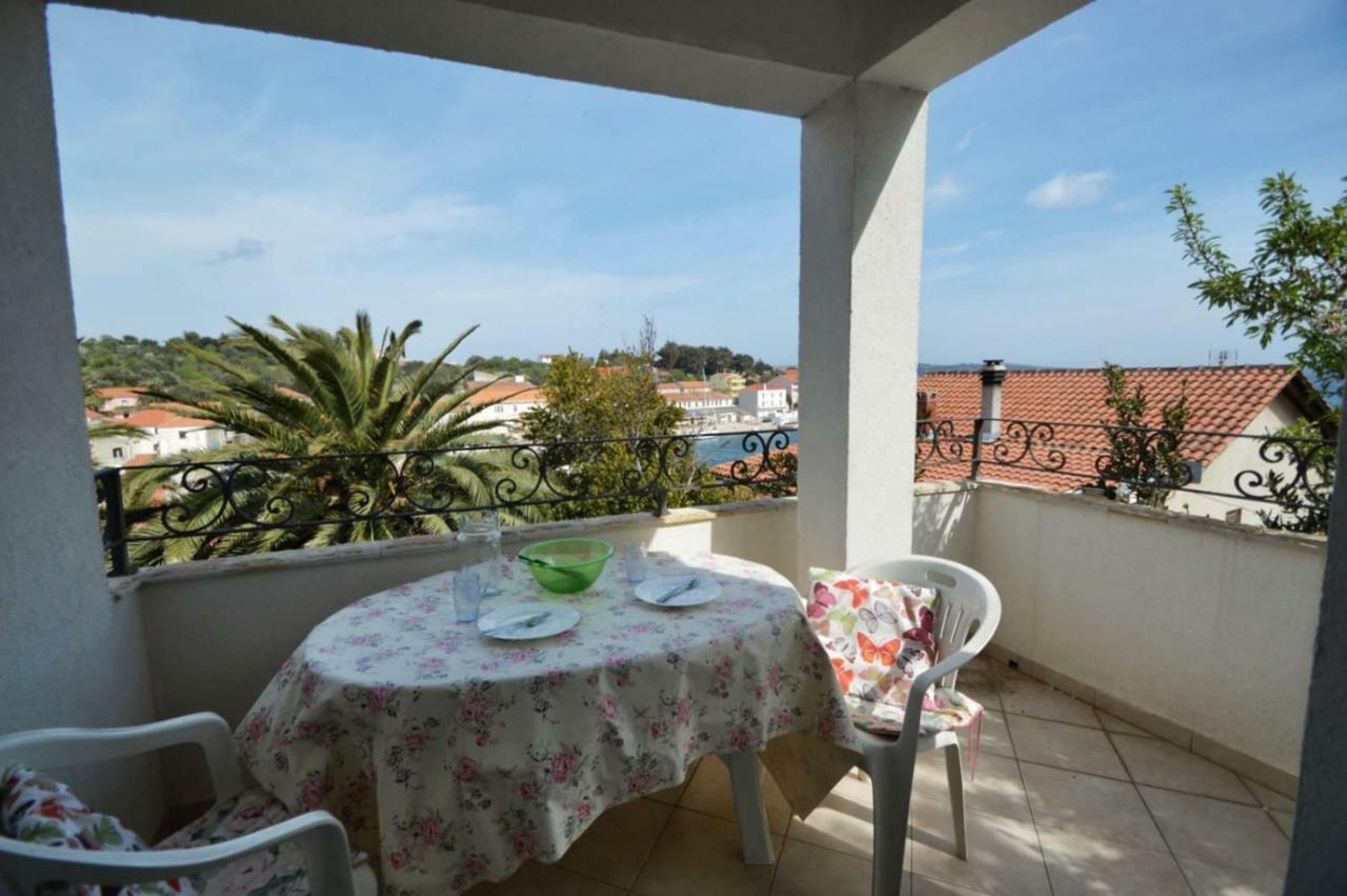 Villa Carmen Sali Exteriér fotografie