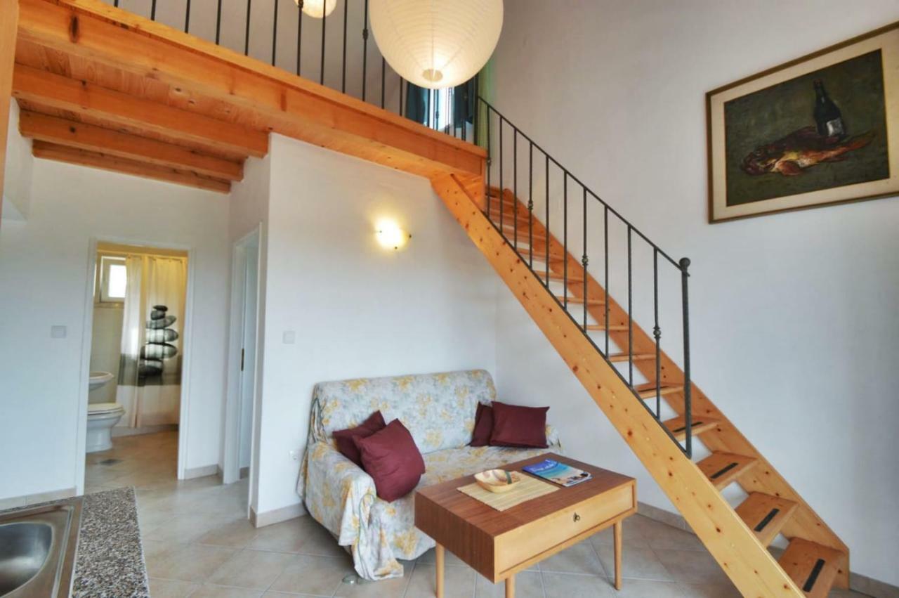 Villa Carmen Sali Exteriér fotografie